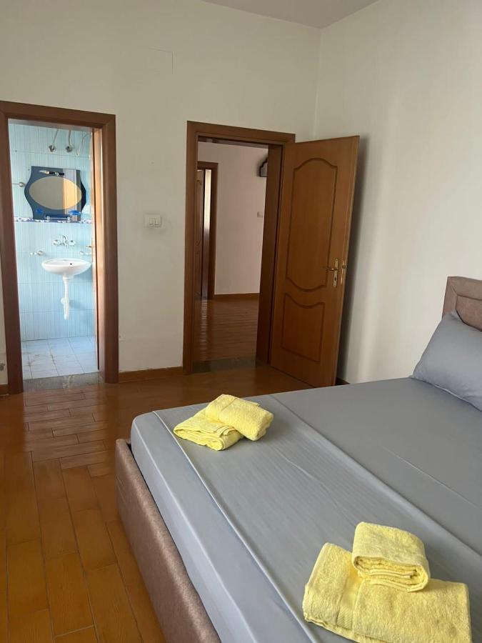 Sunrise Guest House Shkodër Buitenkant foto