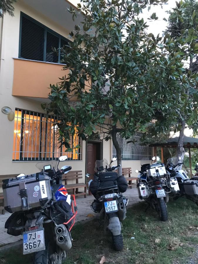 Sunrise Guest House Shkodër Buitenkant foto