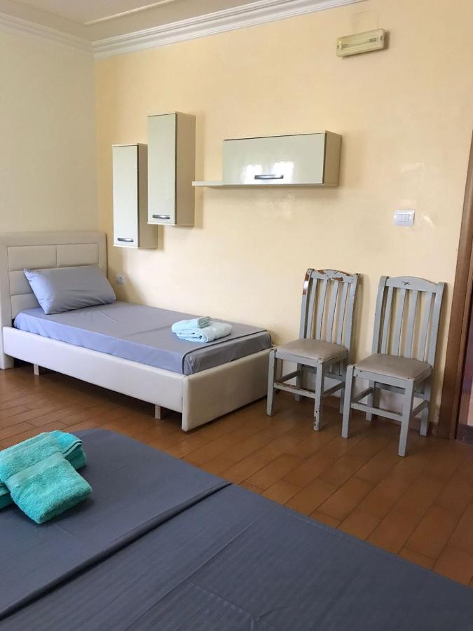Sunrise Guest House Shkodër Buitenkant foto